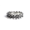 Anello CH Plus con bordo frastagliato Anello CH Plus con bordo frastagliato