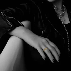 Anello SBT Band in oro 22 carati