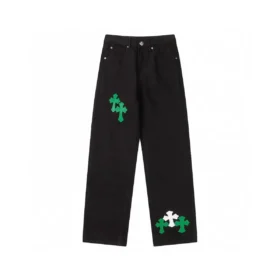 Jeans con toppe a croce verdi e bianche Chrome Hearts Jeans con toppe a croce verdi e bianche Chrome Hearts