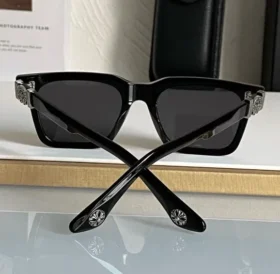 Occhiali neri Chrome Hearts